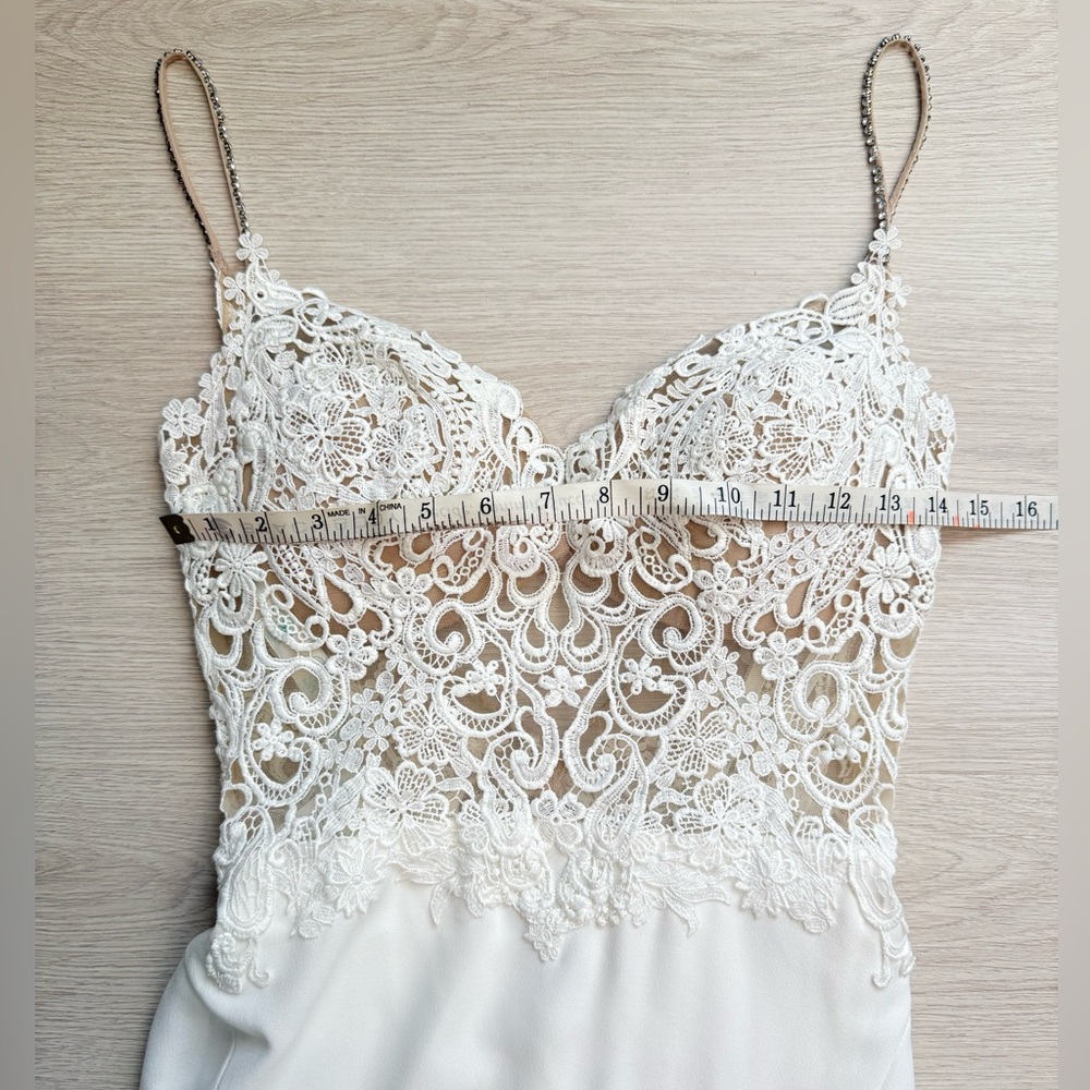Enzoani Juri Wedding Dress - Picture 10 of 14